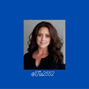 Like this to be noticed when my closet is on sale!